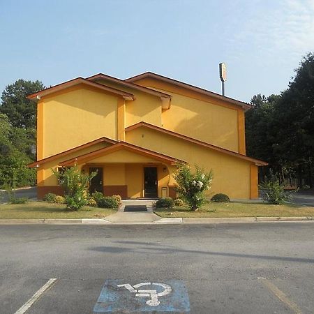 Super Inn Lodge West Bagian luar foto